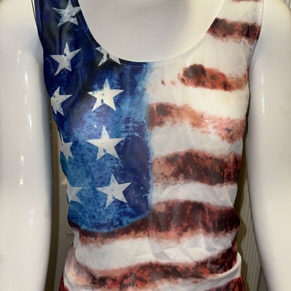 Venus stars and stripes lightweight sheer front tank - Picture 4 of 6